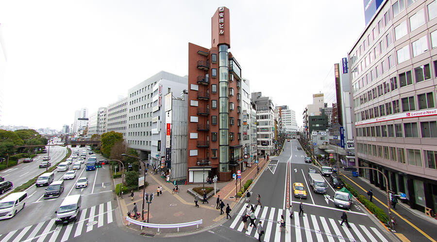 飯田橋駅から徒歩2分